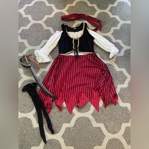 Buccaneer Beauty Pirate Maiden Black White Red Halloween Cosplay Size L/XL women